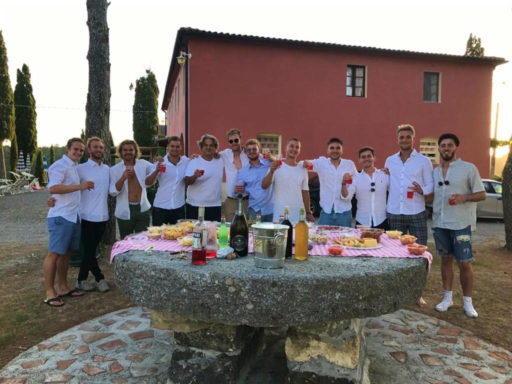 Casa Vacanze Podere Marilla Peccioli Exterior foto
